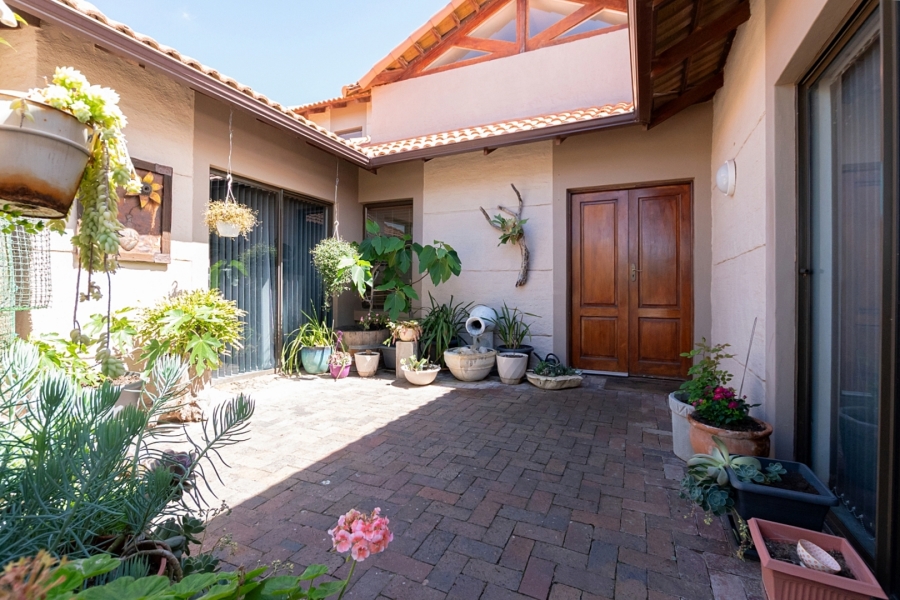 4 Bedroom Property for Sale in Langebaan Country Estate Western Cape